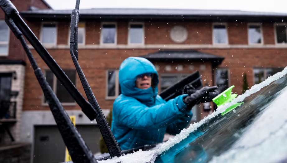 Toronto Braces for Patchy Wintry Mix and Strong Winds