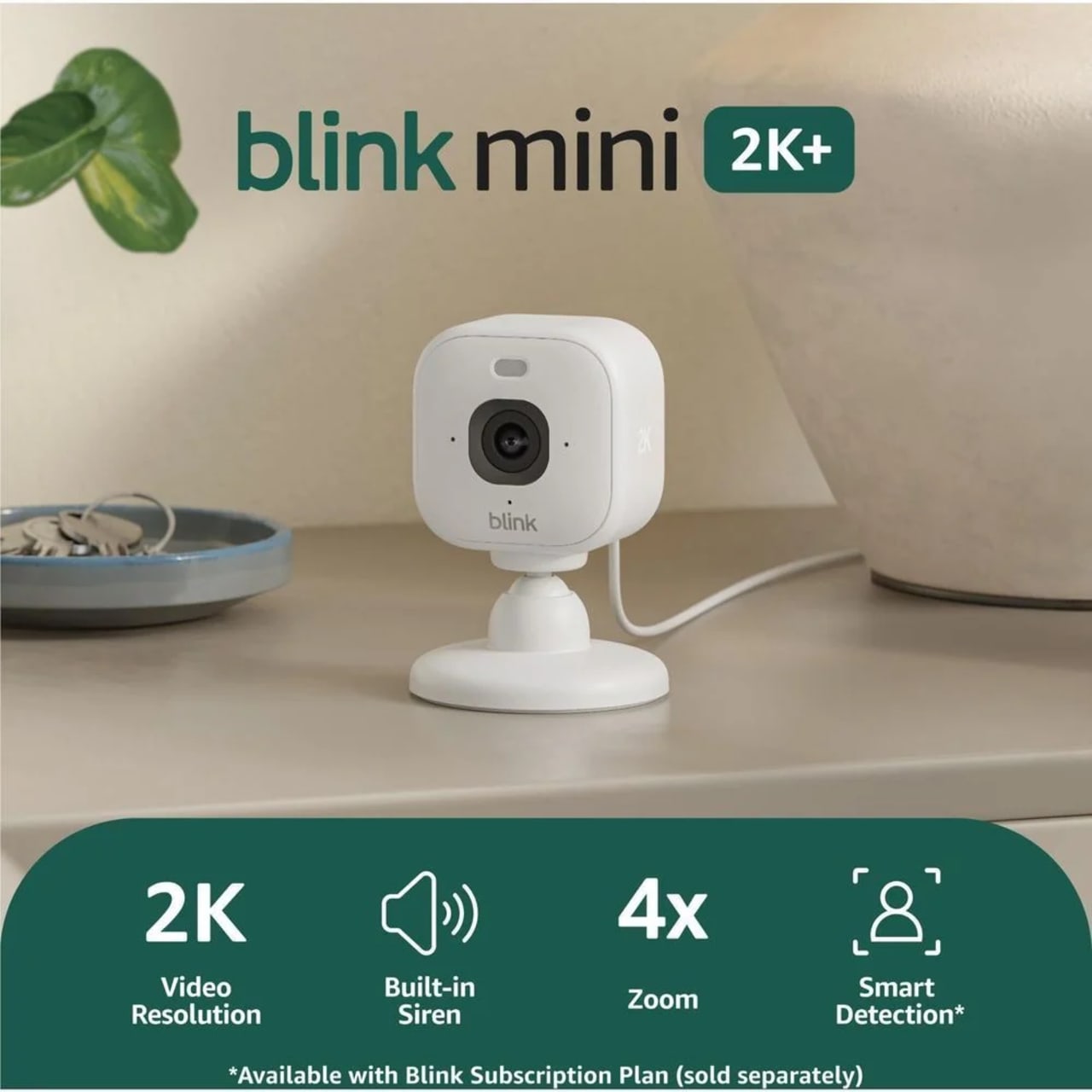 Câmera Blink Mini 2K+ branca instalada em aparador doméstico