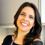 DANIELE GUIMARAES