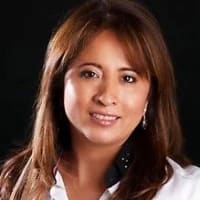 Angela Meza