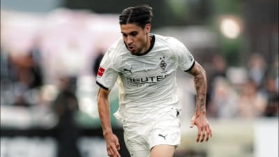 Debut Bersama Monchengladbach, Kevin Diks jadi Pemain Indonesia Pertama di Liga Jerman