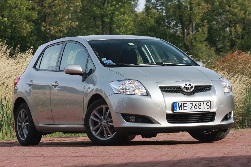 Toyota Auris car rental Albania