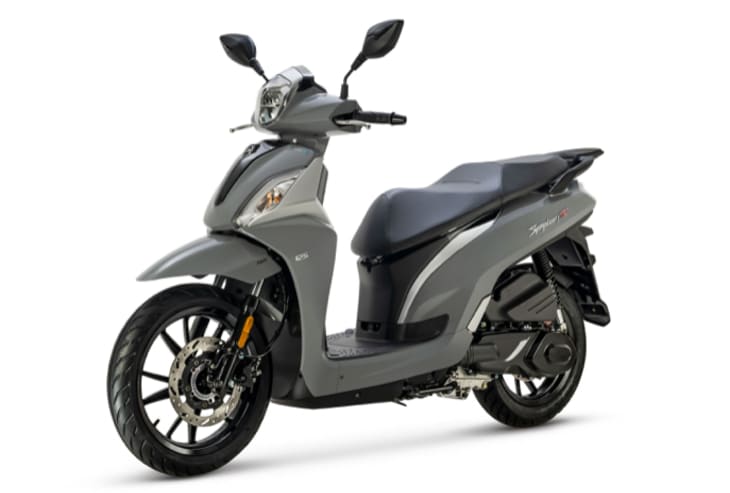 Sym Symphony scooter rental Saranda Albania
