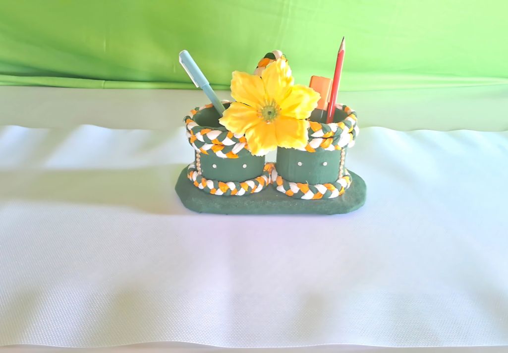 This shelf liner is the perfect blend of functionality and style with our Adhesion & Fit shelf liner. 