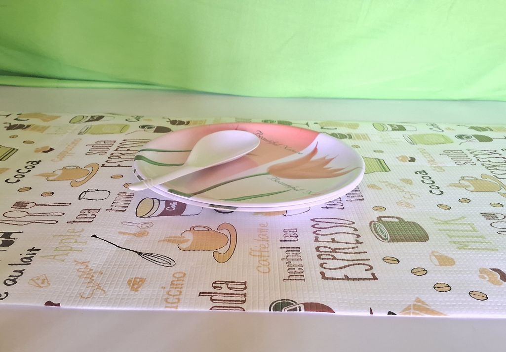 A simple plate and spoon can do wonders.