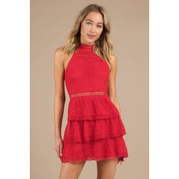 Berry lace panel 2025 tiered bodycon dress