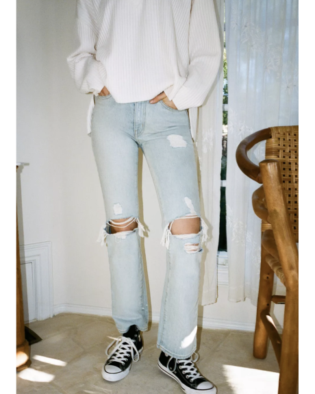 BDG Mid-Rise Bootcut Jean – Destroyed