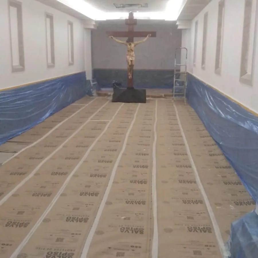 Serviços de reparo, manutenção e pintura em sistemas de gesso e drywall