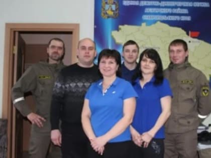 Поздравляем всех Спасателей России с профессиональным праздником  - Героев рискующих своей жизнью ради спасения других!