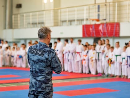 Турнир по всестилевому каратэ памяти погибших бойцов ОМОН прошел в Ставрополе