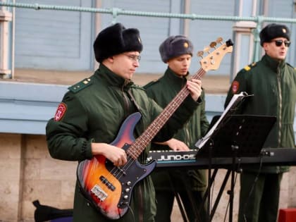 Массовая акция против изменения климата в центре города
