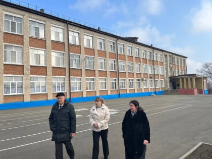 Глава округа продолжает объезд территории