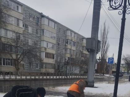 Коммунальщики Невинномысска борются с последним снегом