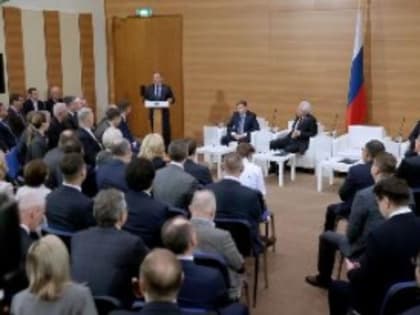 Бюджет, поддержка участников СВО, социальные гарантии: «Единая Россия» подвела итоги работы в осеннюю сессию