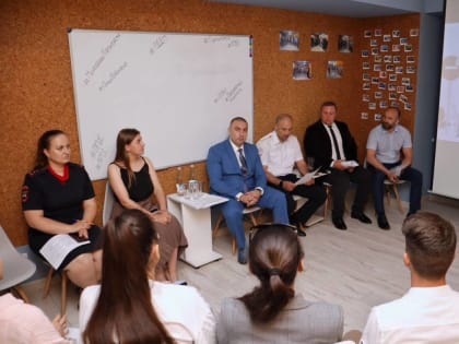 В молодёжном центре Пятигорска прошёл круглый стол «Мото-Вело-СИМ»