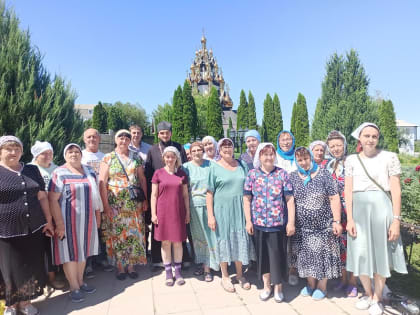 Паломническая группа из Светлоградского округа посетила святыни Волгоградской митрополии