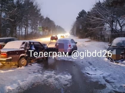 Водитель легковушки погиб в аварии на въезде в Ессентуки
