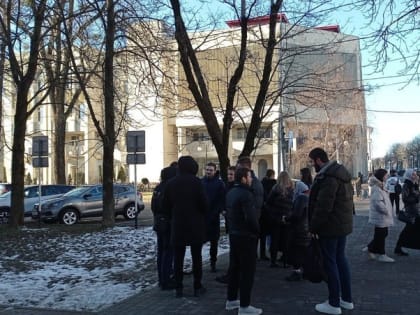 СКФУ эвакуировали в Ставрополе из-за угрозы минирования