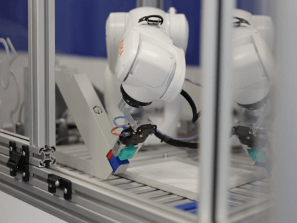 Невинномысские студенты обучаются с помощью роботов