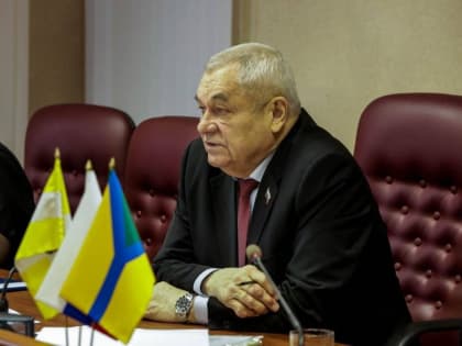 Глава Невинномысска поздравил с днем рождения председателя городской Думы Александра Медяника