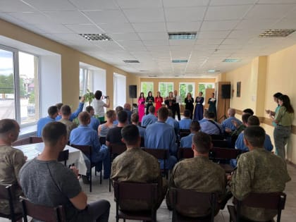 Активисты «Единой России» организовали концерт для военнослужащих, находящихся в Ставропольском госпитале