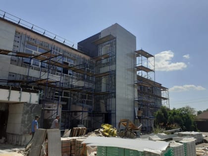 В Грачевском и Петровском округах партийный десант побывал в учреждениях образования