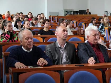 НАУЧНОЕ СОТРУДНИЧЕСТВО ОБРАЗОВАТЕЛЬНЫХ,
НАУЧНО-ИССЛЕДОВАТЕЛЬСКИХ И ПРОИЗВОДСТВЕННЫХ ОРГАНИЗАЦИЙ