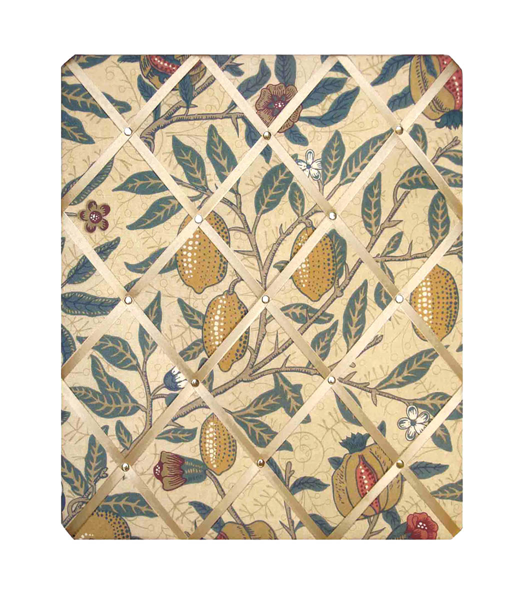 Notice Board – William Morris Fruit