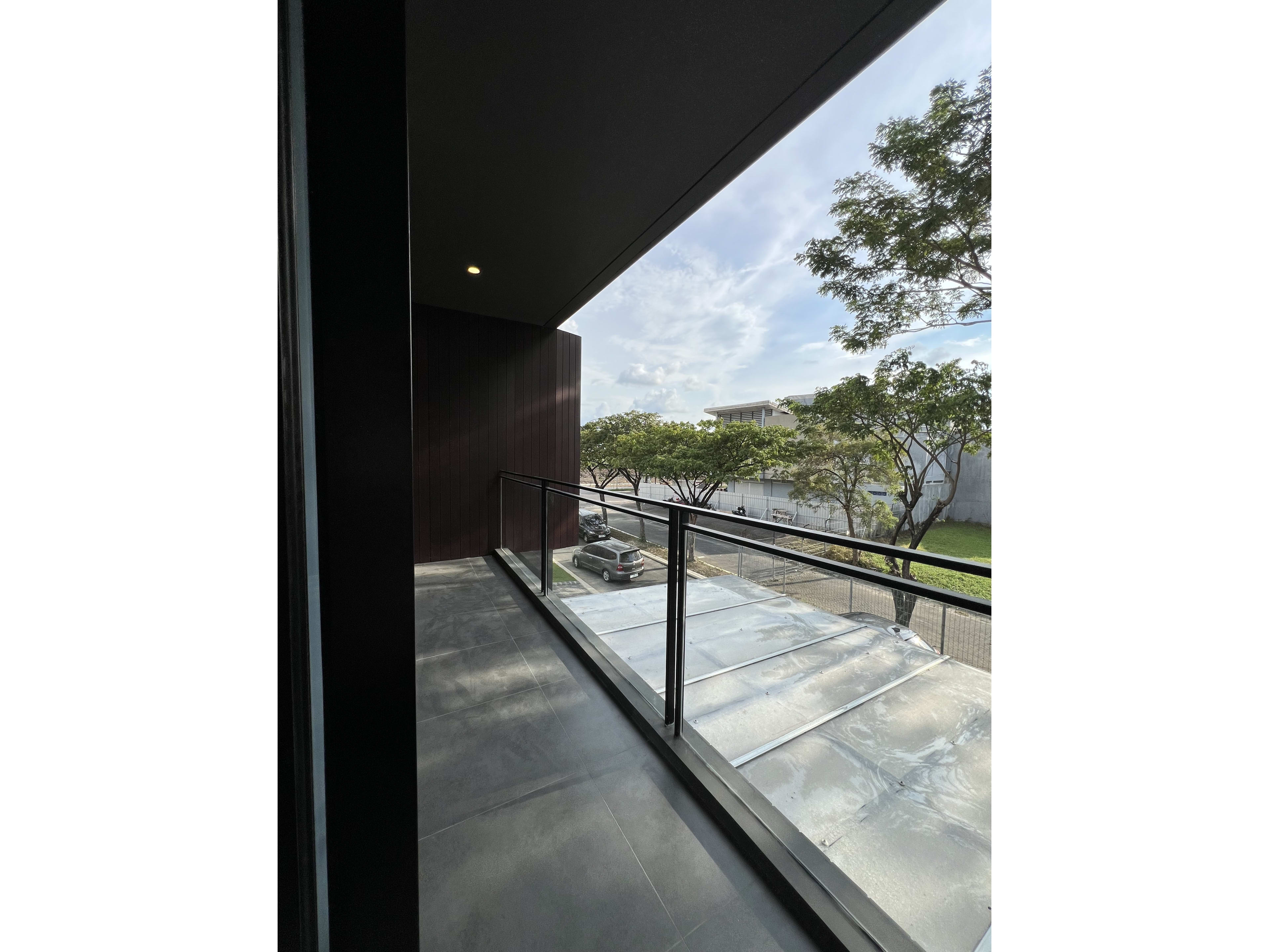 Arden Deluxe — image 18