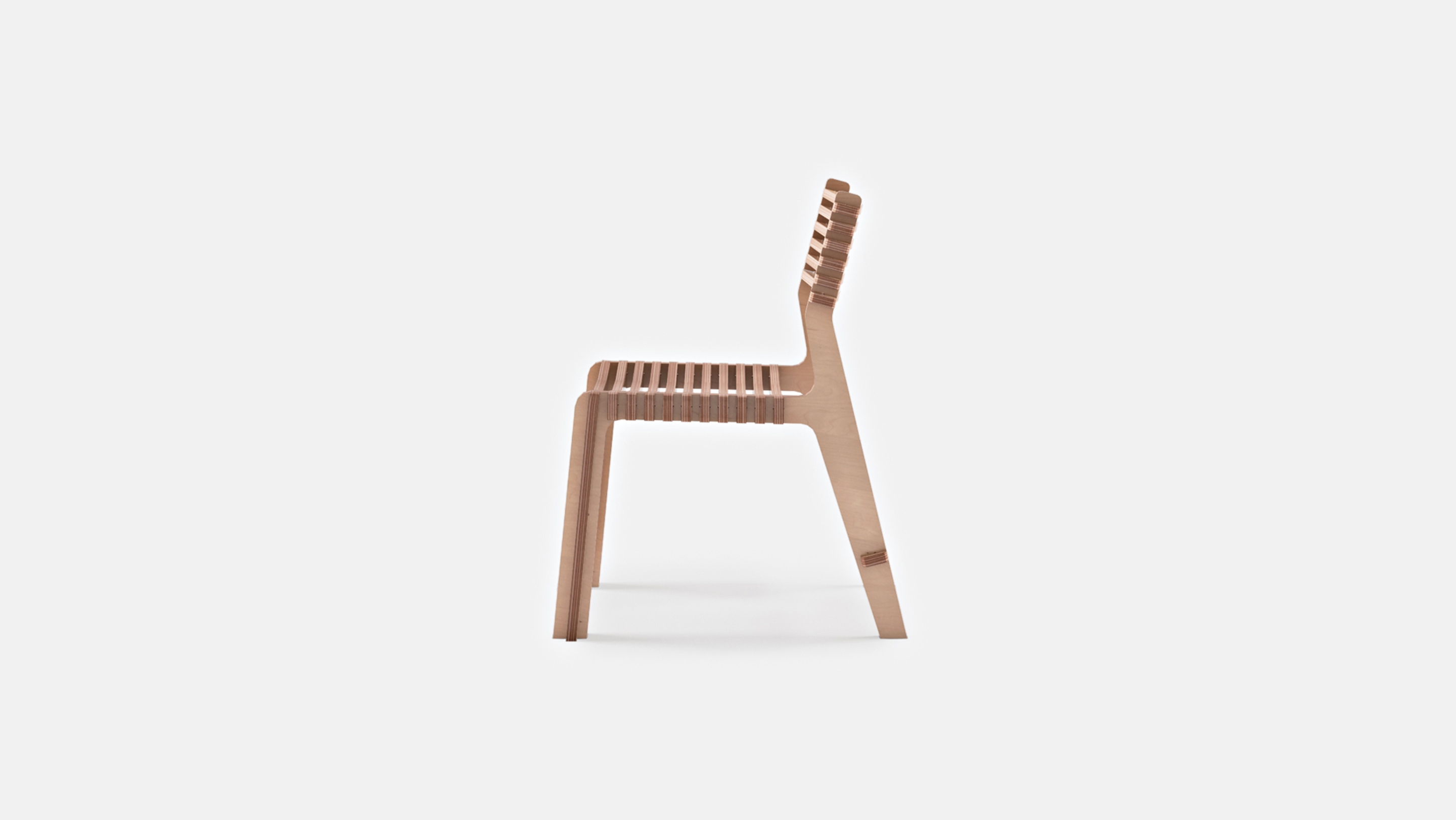 Side view of Valoví Chair, All Plywood