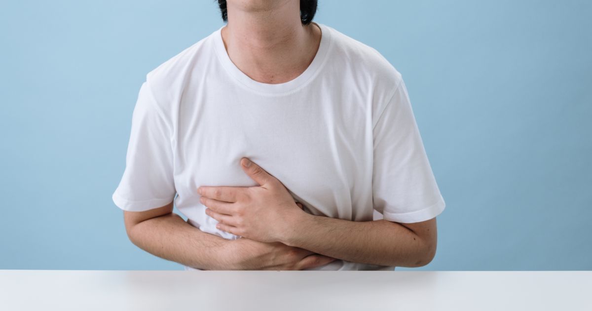 Ngộ độc thực phẩm mùa hè: nhận biết sớm, xử trí tại nhà và phòng ngừa hiệu quả