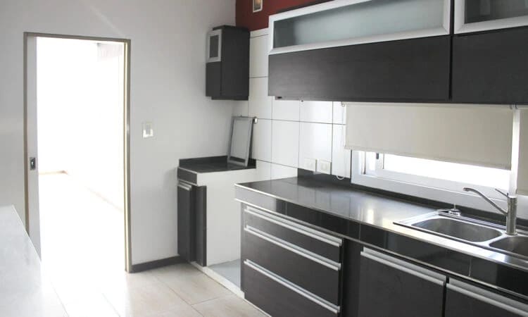 Departamento Venta San Martin Esq. Guemes - Miniatura 2