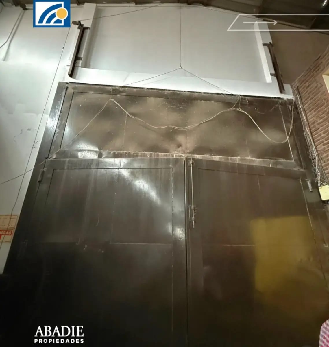 Galpón en Alquiler - Granaderos y San Martín - Miniatura 5