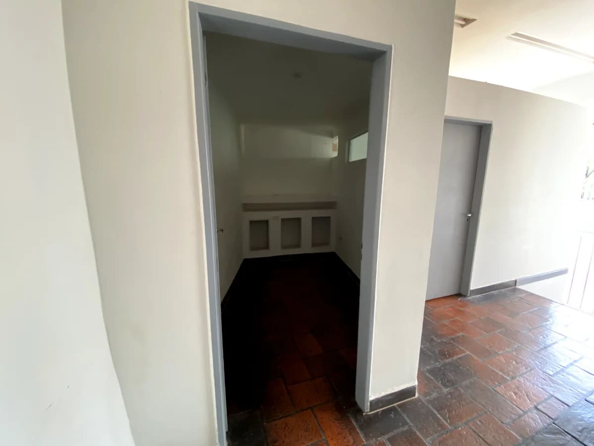 4 Oficinas o Consultorios en Alquiler-Lavalle 311 - Miniatura 4
