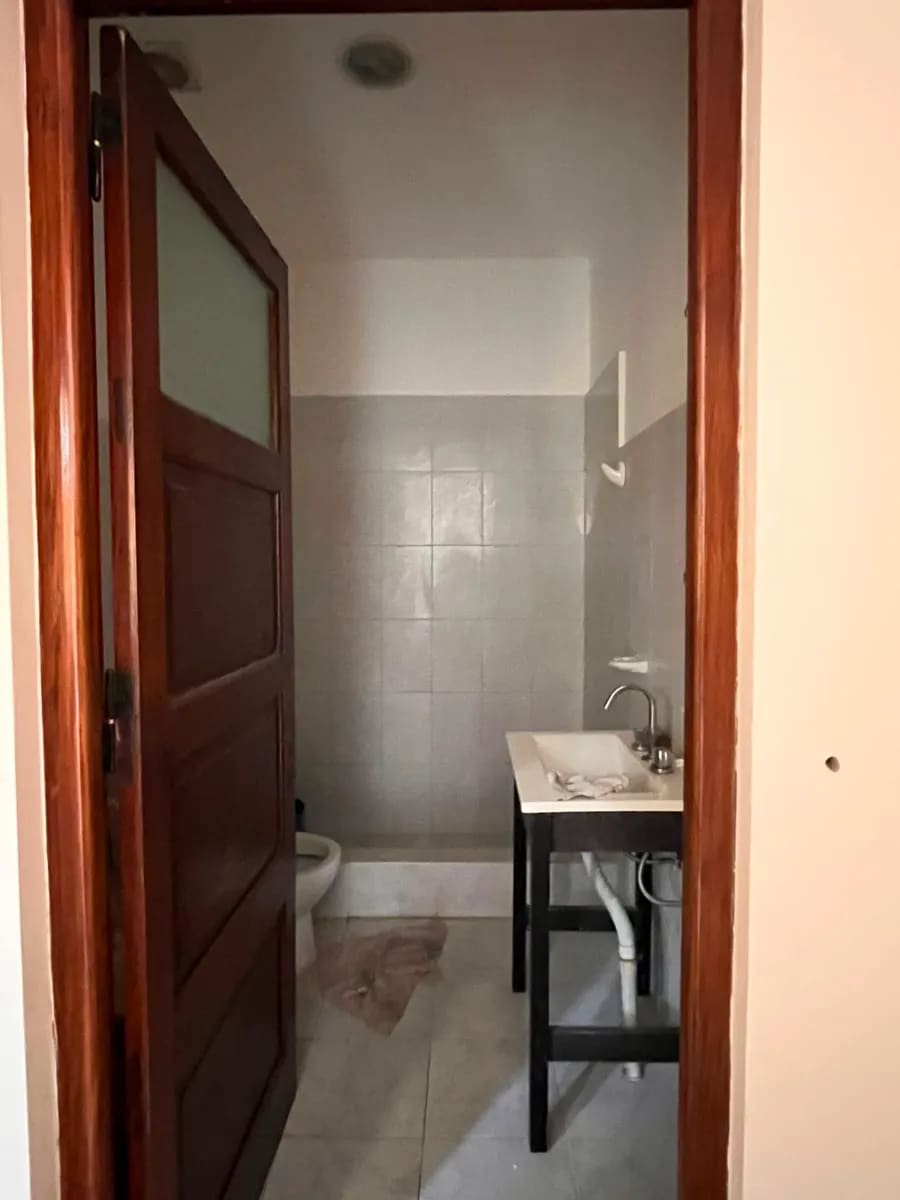 2 locales y 2 departamentos. EXCELENTE ZONA DE CAMPANA! - Miniatura 15