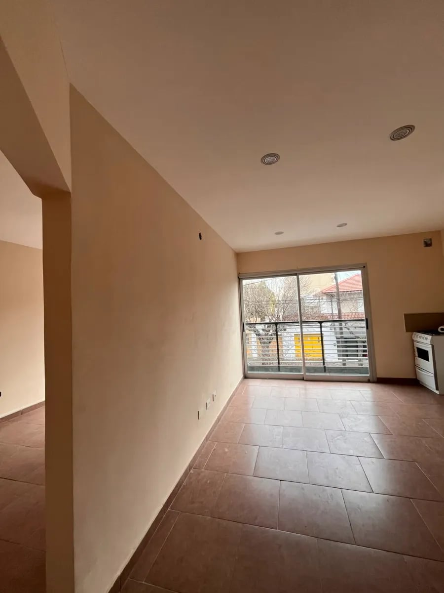 2 locales y 2 departamentos. EXCELENTE ZONA DE CAMPANA! - Miniatura 3