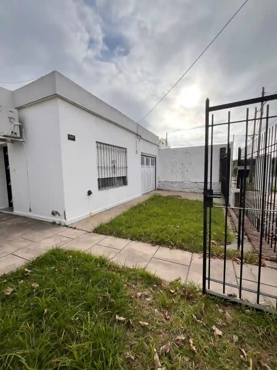 Oportunidad. Casa en Ariel del plata - Miniatura 2