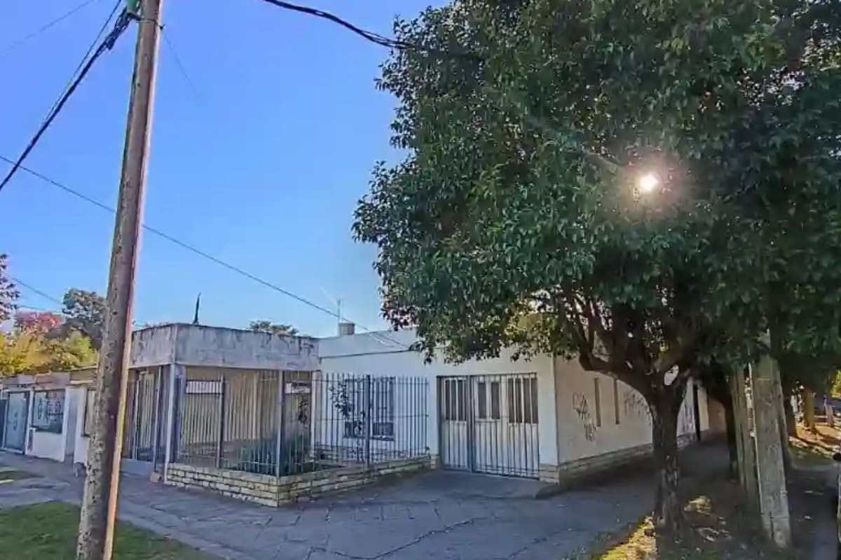 Casa con gran potencial en Ariel del plata - Imagen 1