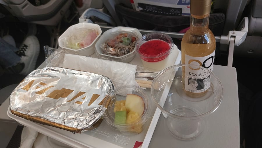 日行去程機餐