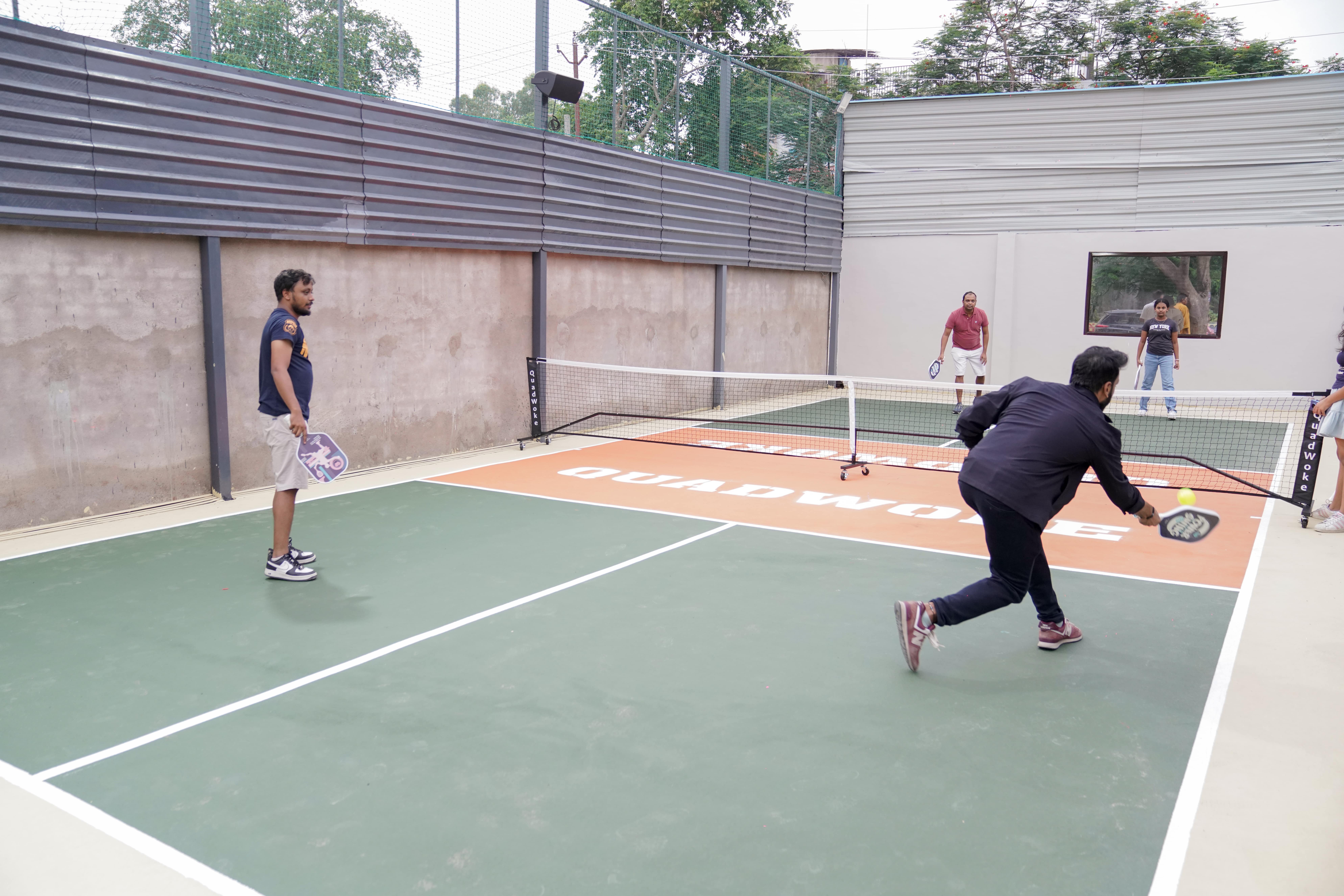 Court 4