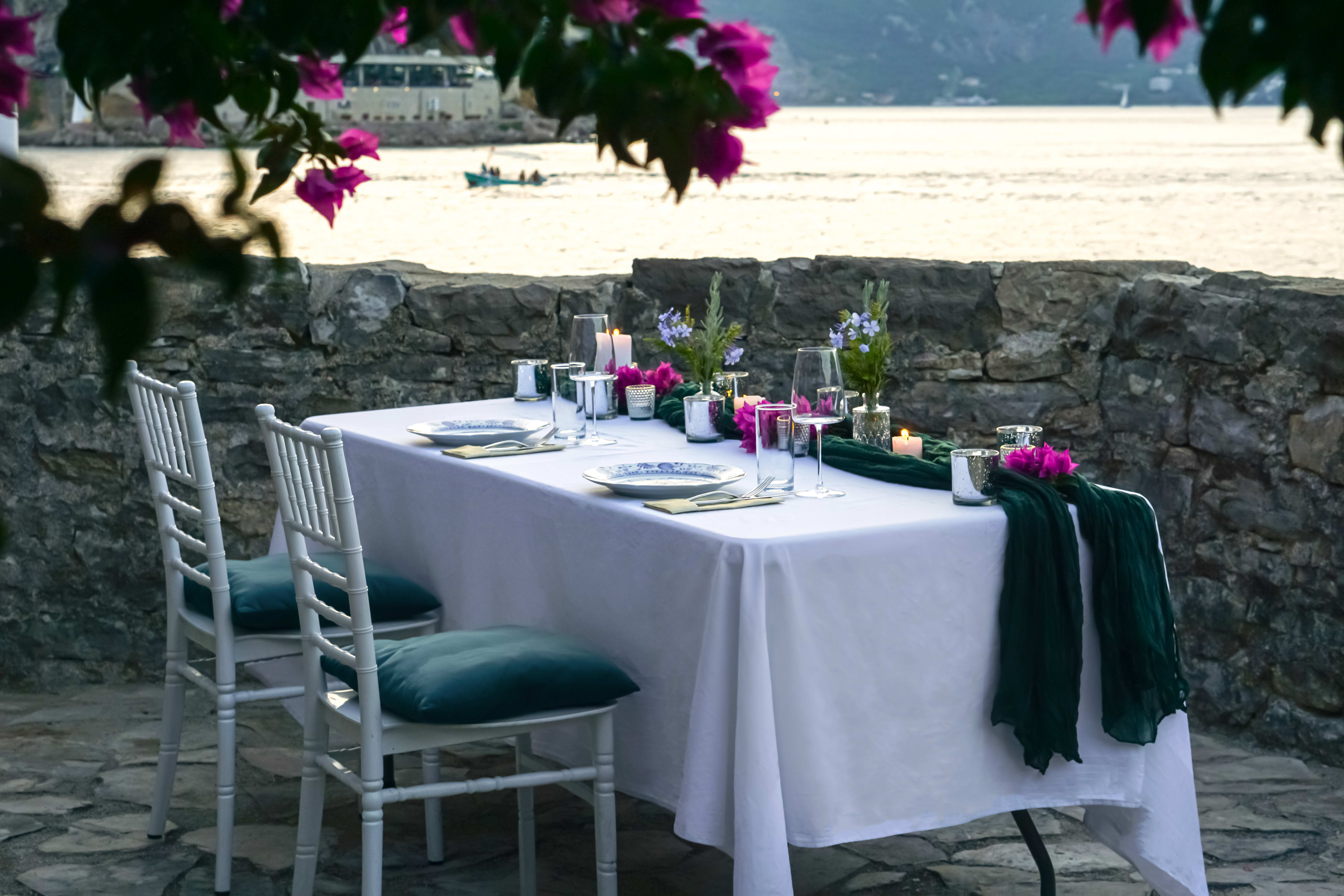 THE WILD TABLE - Image 4
