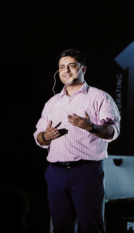 A Plaxonic speaker on stage