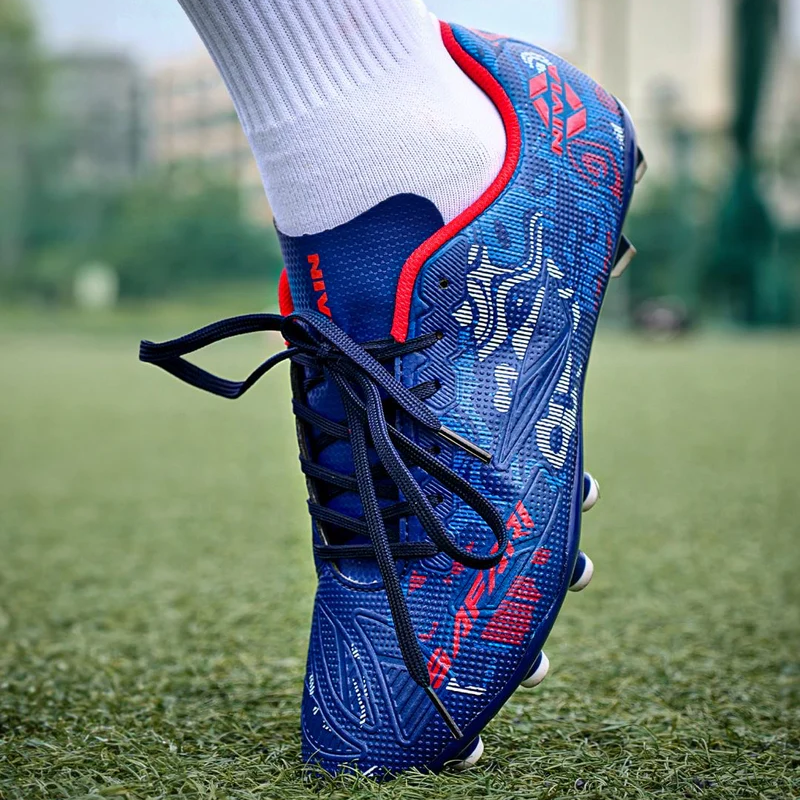 Nivia Safari Football Studs