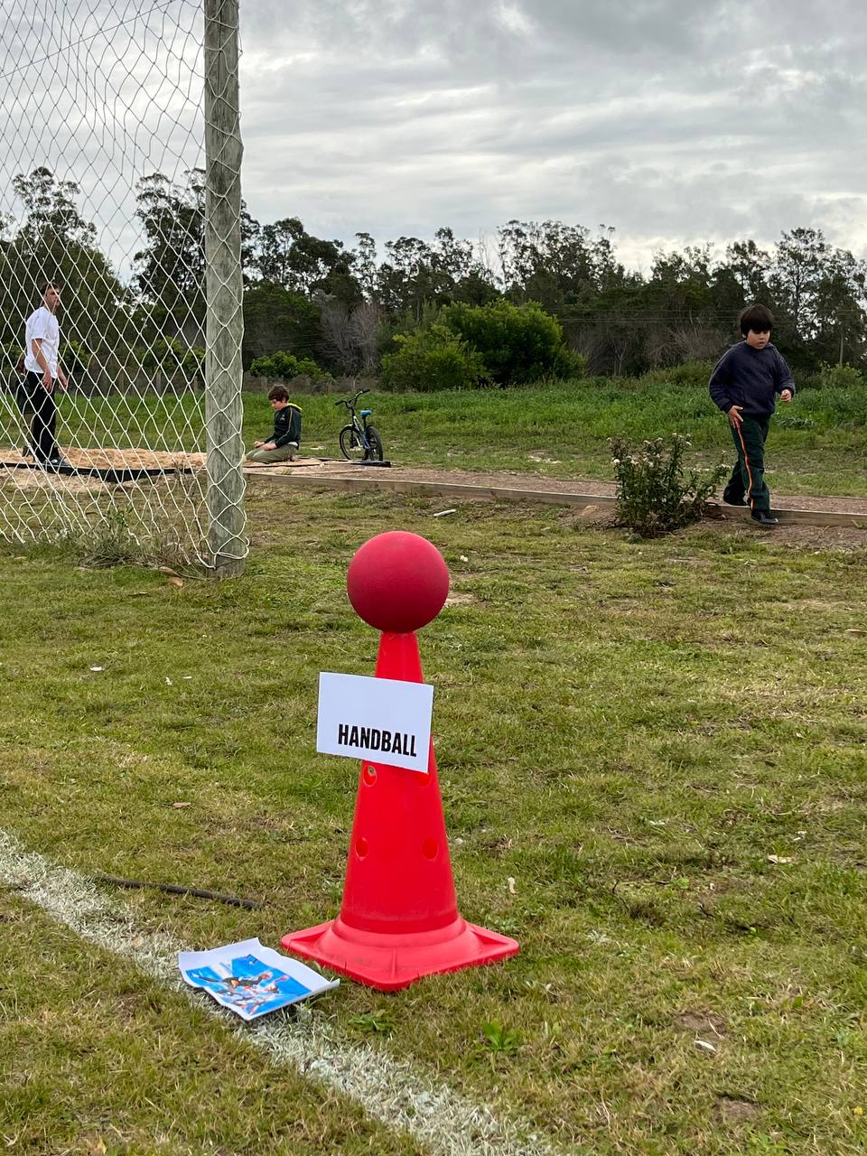 Registro del taller de deporte: juego, salto largo, parkour y fútbol