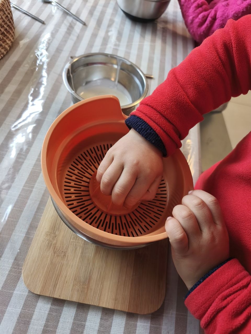 Dip de yogur, apio y lima: preparación y compartir en el Italian Day.