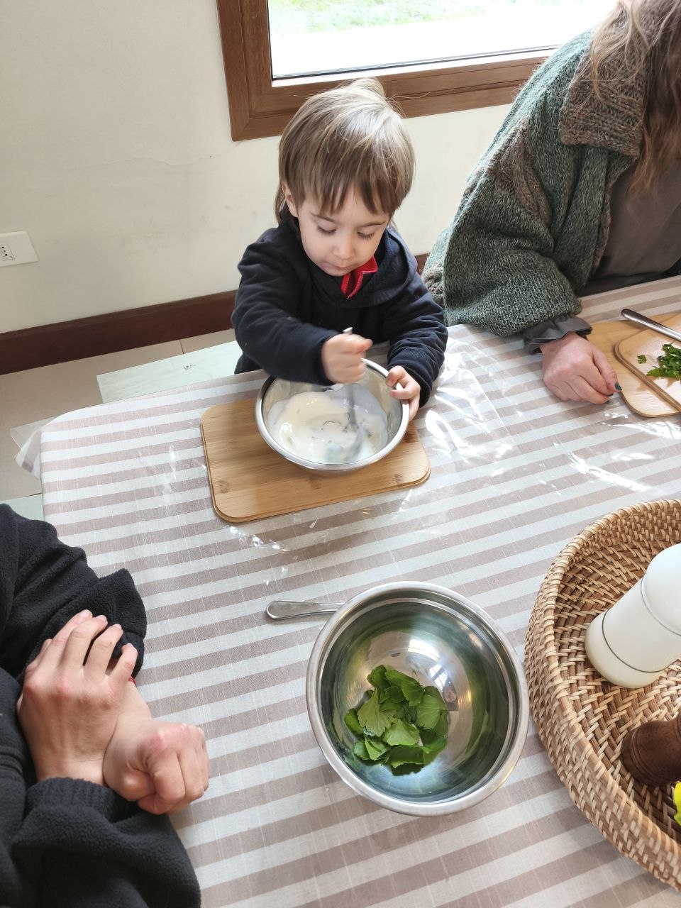 Dip de yogur, apio y lima: preparación y compartir en el Italian Day.