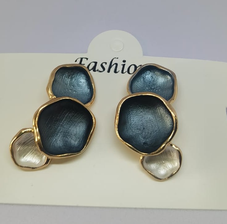Enamel Stud Earrings Grey