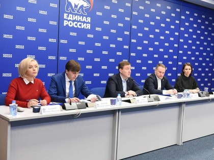 В 2023 году по программе капремонта сдадут более 1,5 тысяч школ