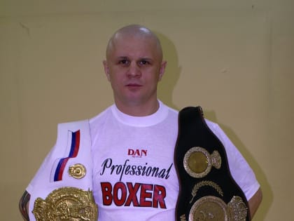 Руководить новым ФОКом в Копейске будет боксер Андрей Шкаликов