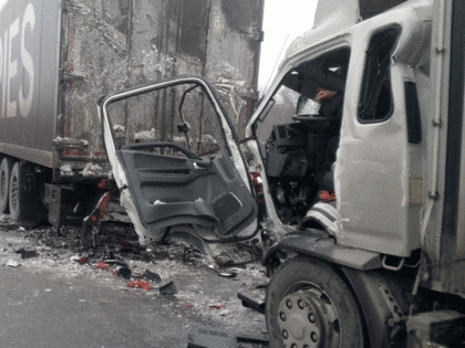 На трассе М-5 столкнулись шесть автомобилей, есть пострадавший